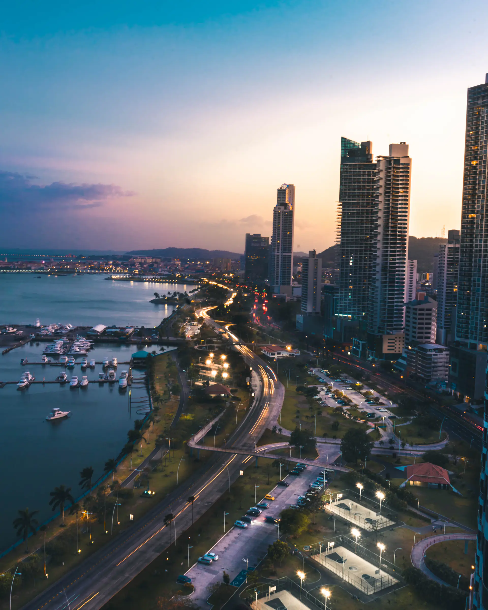 Paisaje de Panamá: archipiélago y selva